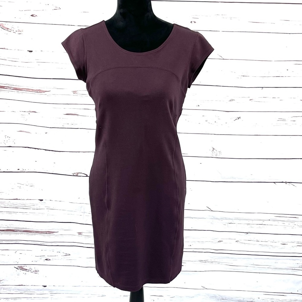 Athleta Women’s Illusion Ponte Athleisure Dress Cap Sleeve‎ Plum Size S